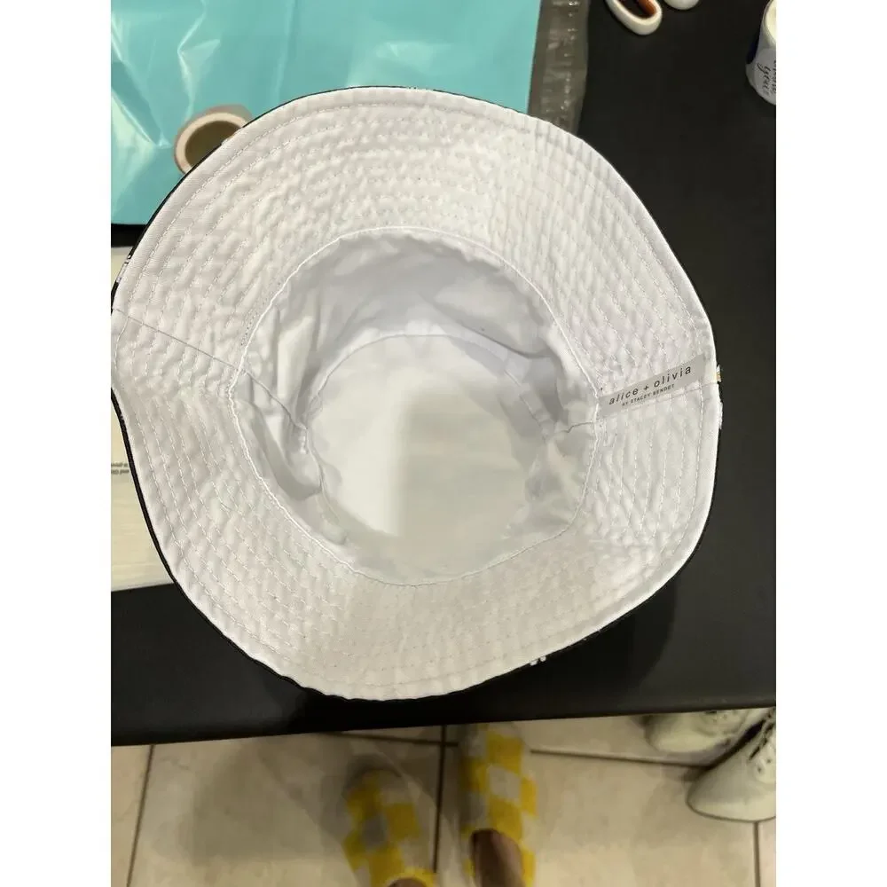 Alice + Olivia By Stacey Bendet Reversible Daisy Print Bucket Hat Black White
